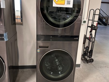 LG STACKED WASHER ELECTRIC DRYER LAUNDRY SET WASHTOWER MODEL:WKEX300HBA   WAS13178 For Sale